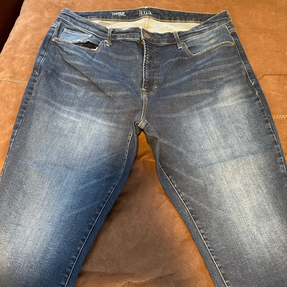 Women’s Jeans